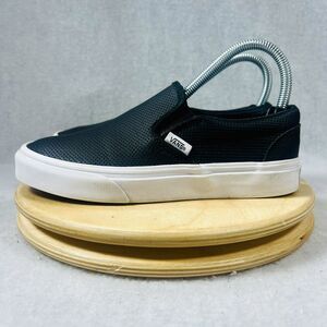 Vans Perforated Leather‎ Black Classic Slip-on Sneaker Size: 6
